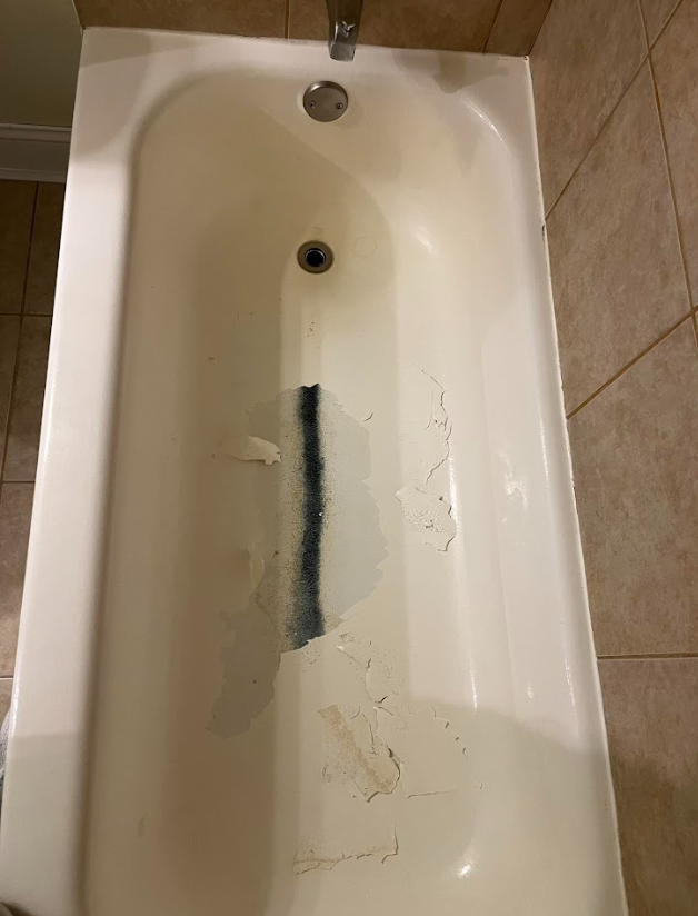 Damaged bathtub